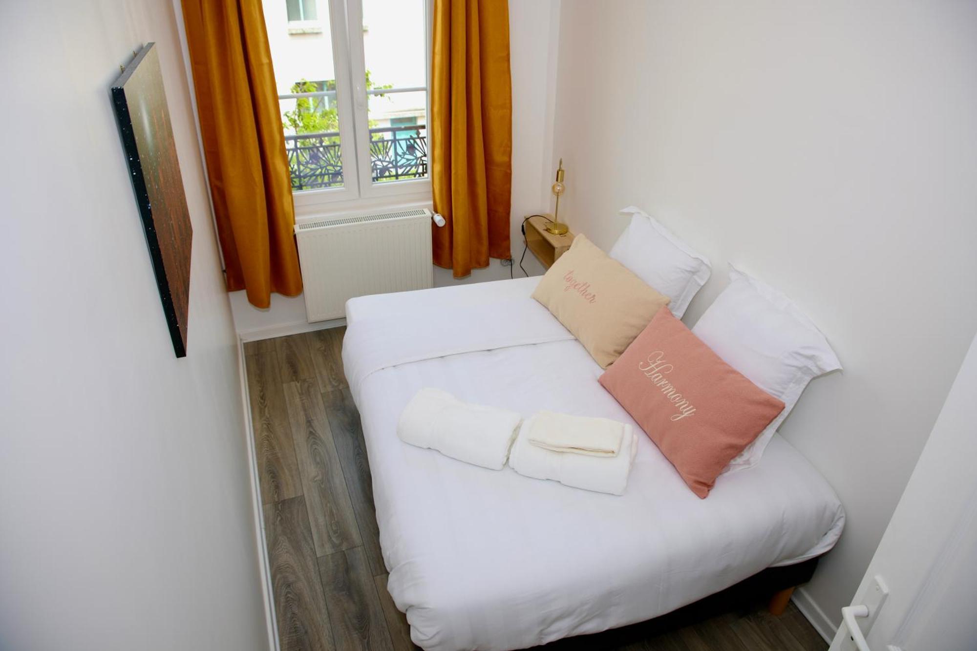 Ferienwohnung Au Coeur Du Boulingrin Reims Exterior foto